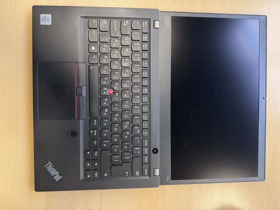 Lenovo T14s Лаптоп