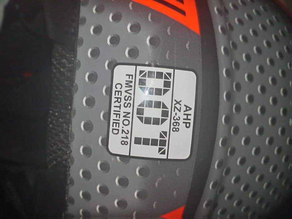 Продам мото шлем