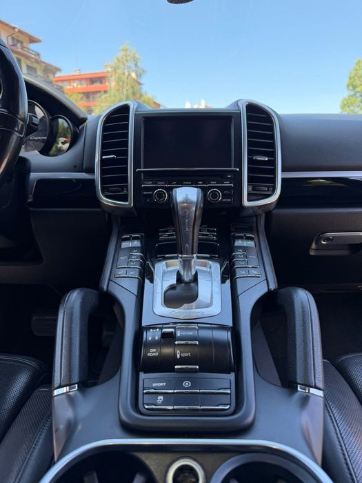 Кола Porsche Cayenne 3.0diesel