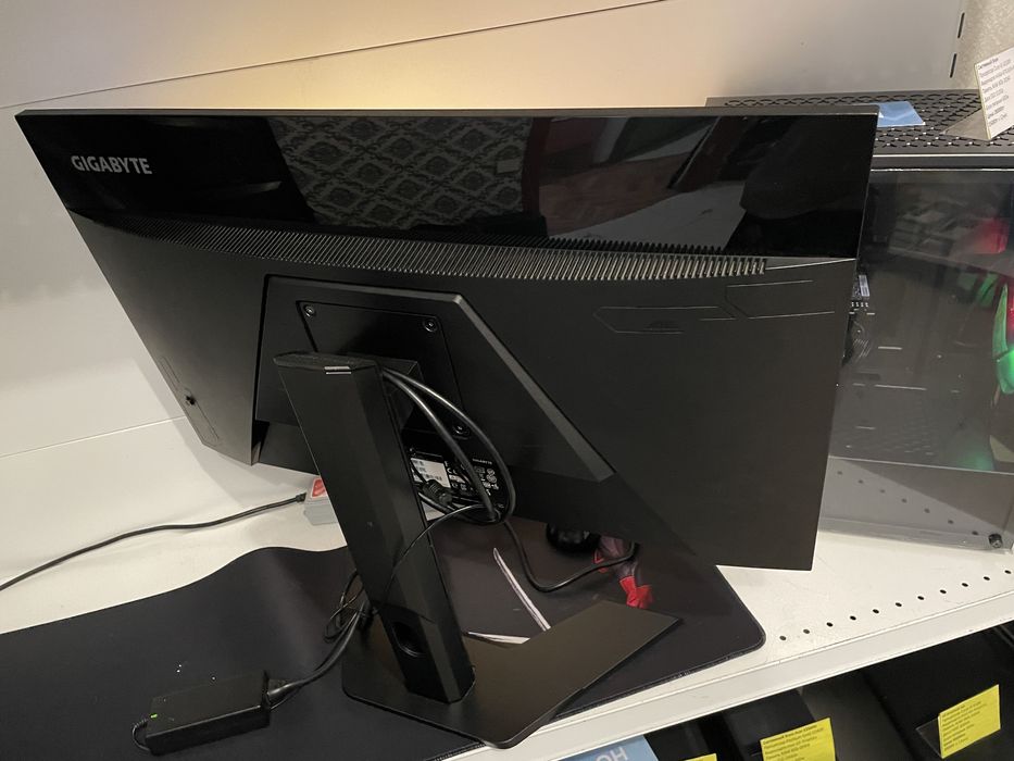 Монитор 27", 144Ghz, HDMI, DP