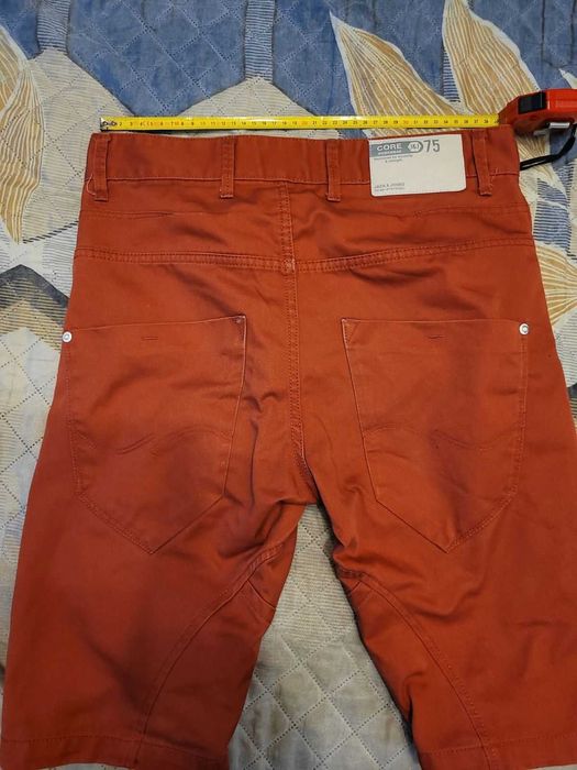 Хубави и маркови дрехи за момче