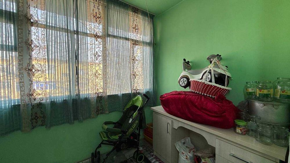 Киргили Мумтоз тўйхона 4 қаватда 2 хонали квартира сотилади. ID: 1872