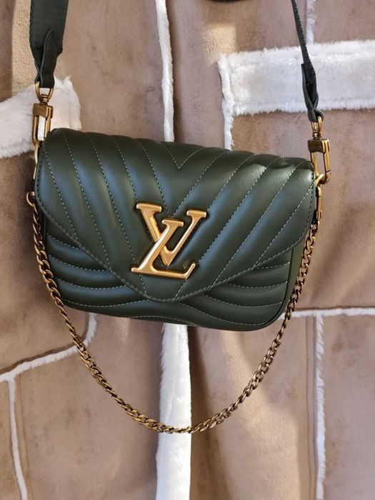 Louis Vuitton универсален аксесоар crossbody чанта от телешка кожа