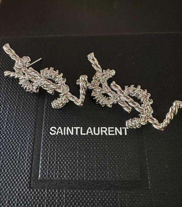 Висок Клас Бижута Обеци, гривни колиета