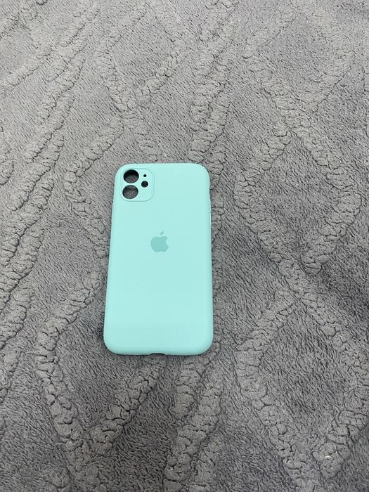 Чехлы на IPhone 11 За 1 шт 500тг