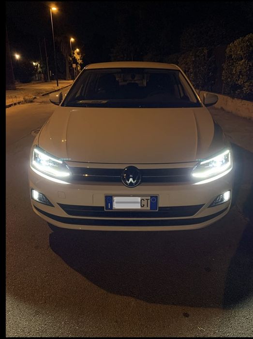 VW Polo MK6 2016-21 фарове с LED дневни светлини и динамични мигачи