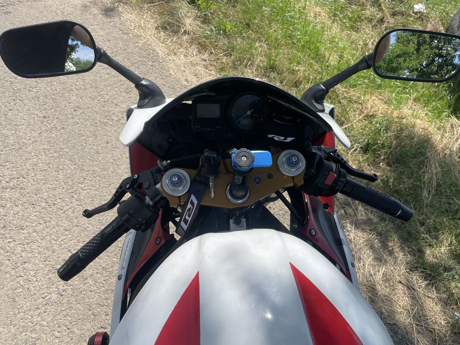 Yamaha YZF-R1 2002 – carburație | Multe piese noi | ITP și asigurare valabile
