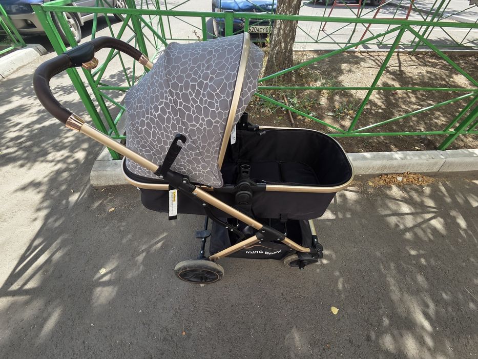 Детская коляска.