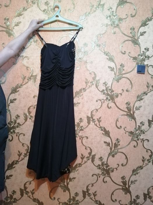 Продам платье 46 разм.