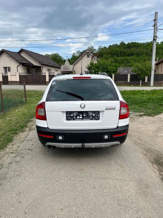 Vand SKoda Octavia Scout