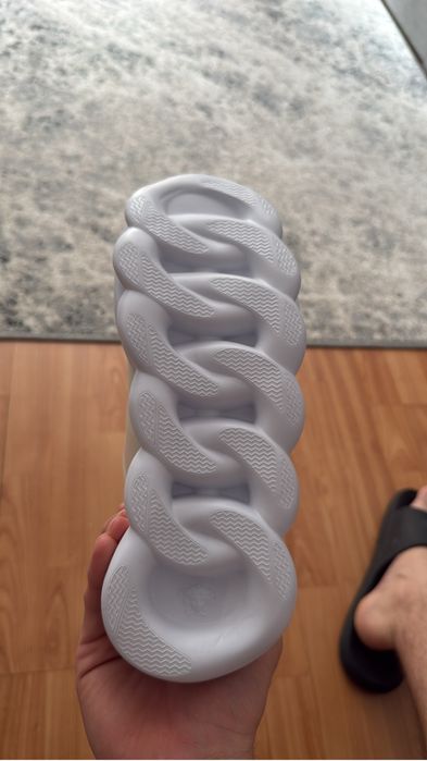 Versace Chain Reaction