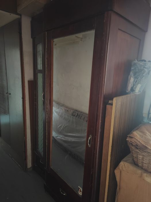 Шифоньер продам срочно