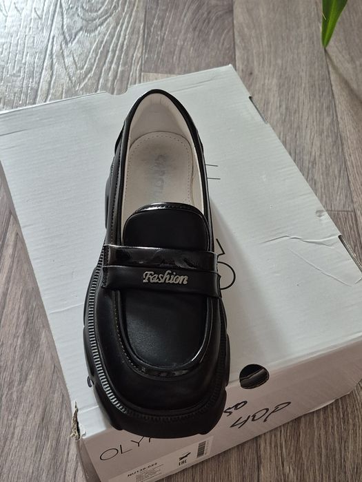 Ботинки детские,36 раз.лоферы34 раз