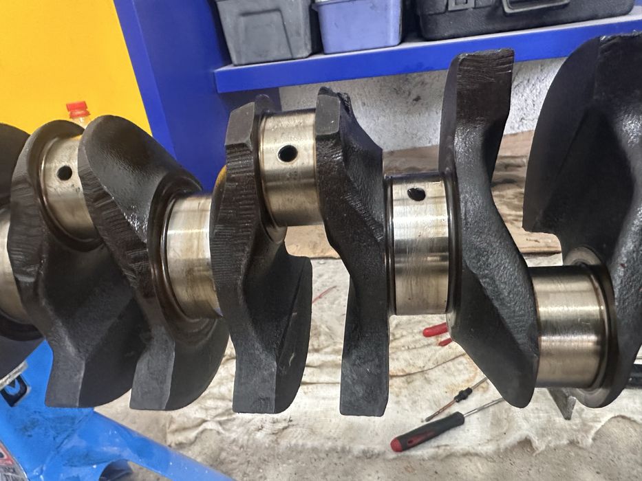 Коленвал с шатунами M52