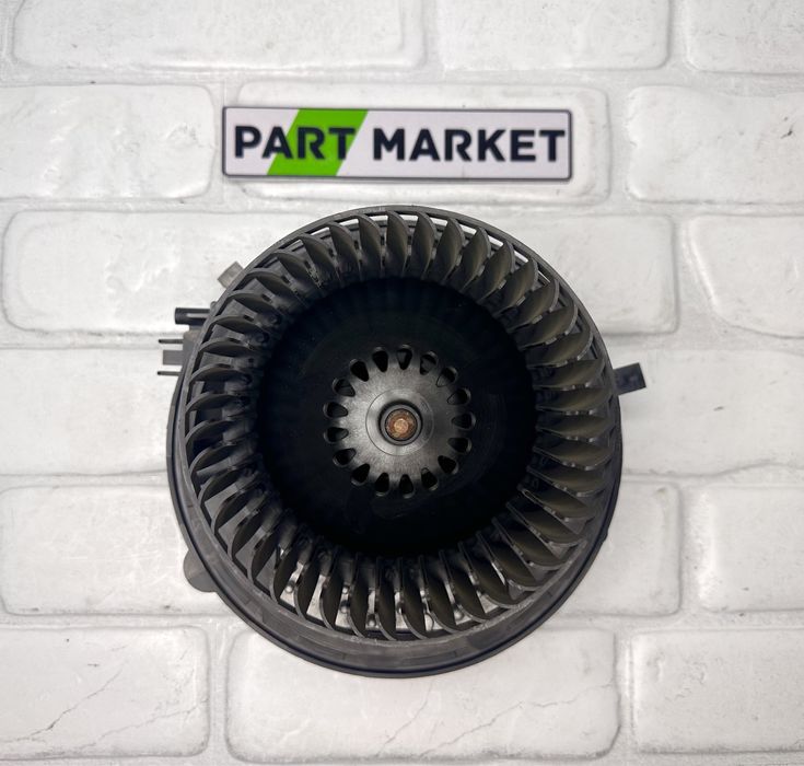 Вентилатор парно AUDI A3 8V 5Q1819021E 5Q0907521C