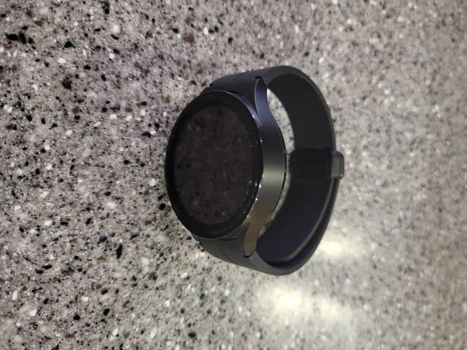 Продам смарт часы Samsung Watch 5 pro