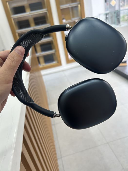 Пролается AirPods Max 2