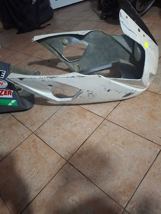 Рейсингови  спойлери за Suzuki gsxr 600-750 К6 К7
