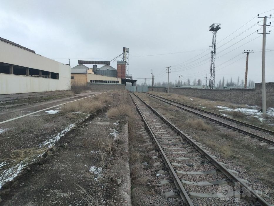 Ангрен промзона 16га земля,здание 42000кв.м.с ж/д ветка 4,5-км.