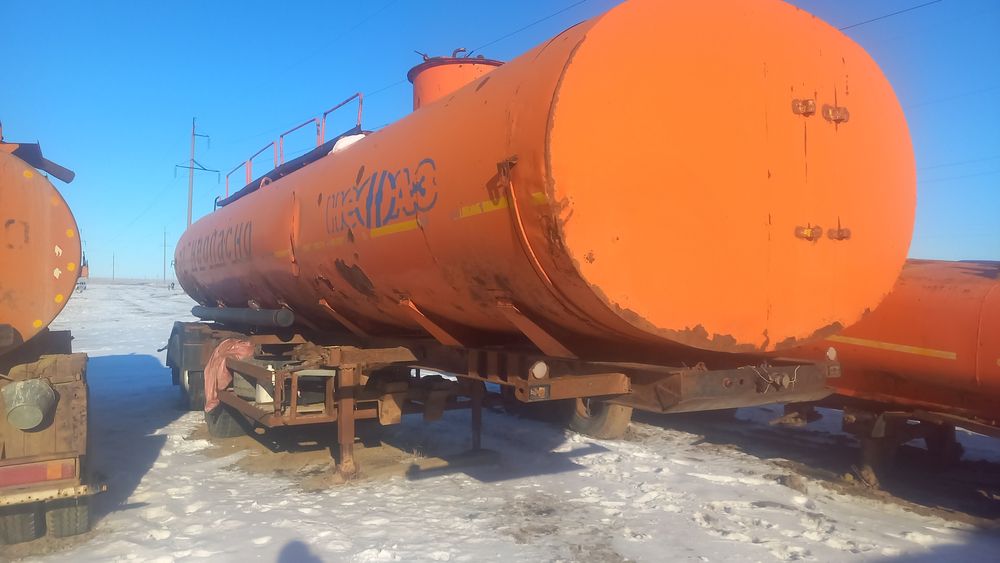 Нефтевоз 30 куб, термос