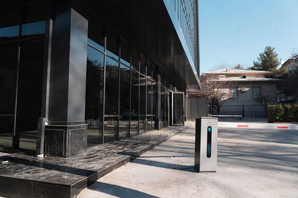 Продается Нежилой здания Ц6 Метро Минор 2100м2