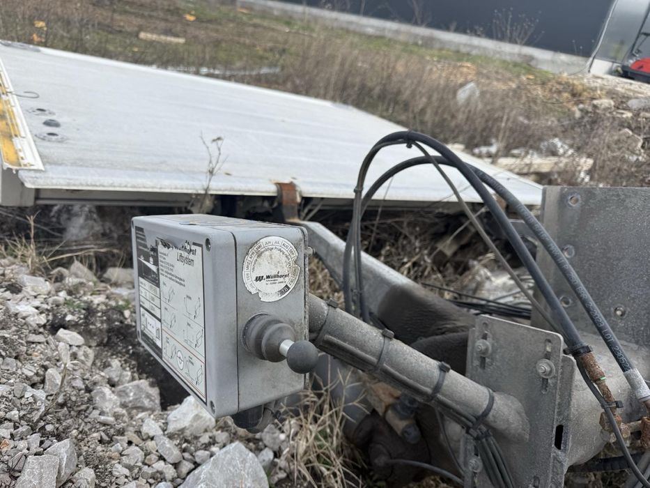 Падащ борд от  термо  фургон