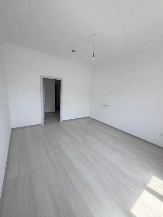 UY SOTILADI Sokin makon-2 Mahallasidan 2 xona 3- etajda 50.3m2 uy