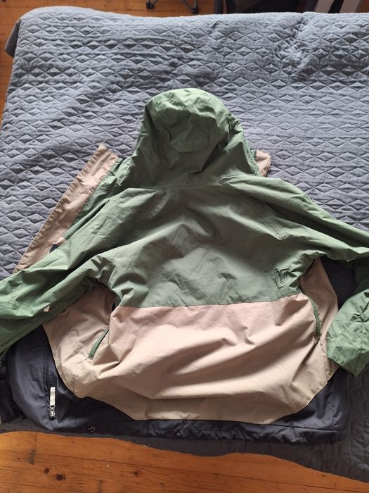 Яке Burton snowboard/ski - M