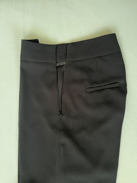 Женские Брюки черного цвета. Mango. Размер 38 Евро