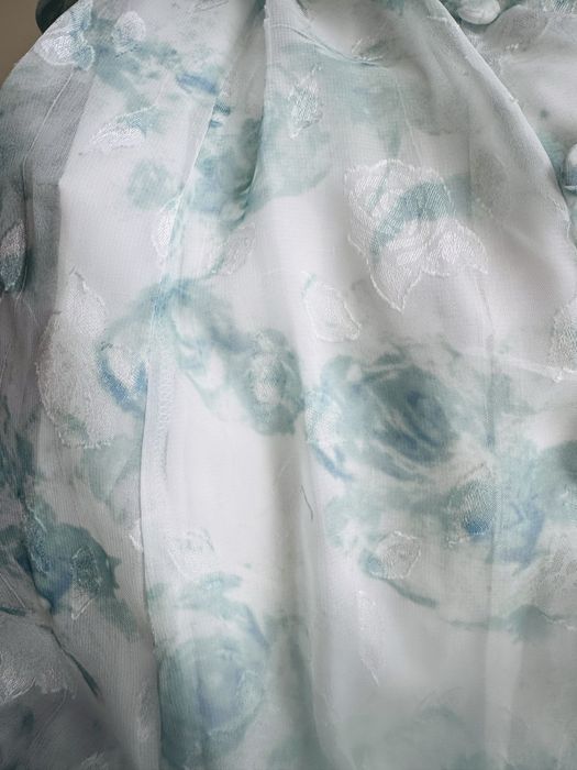 Елегантна дамска рокля