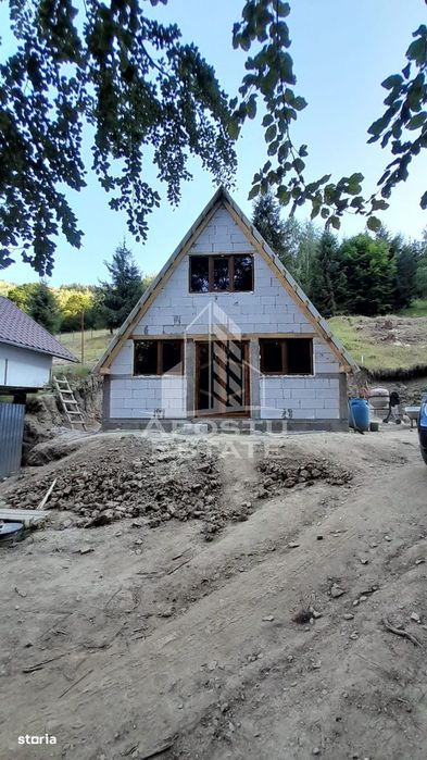 Comision 0% Casa A-Frame, la munte, 1km de Partia Rausor, Hunedoara