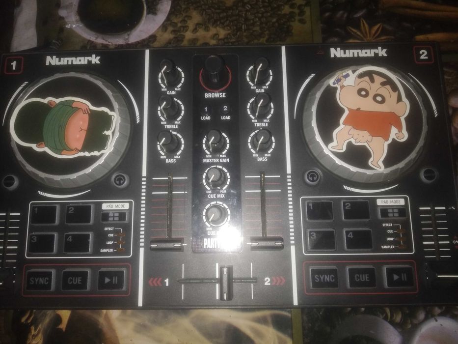 Dj Nurmark в хорошем состоянии почти новый