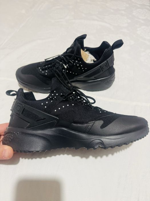 Маратонки Nike Air Huarache 42.5, New !