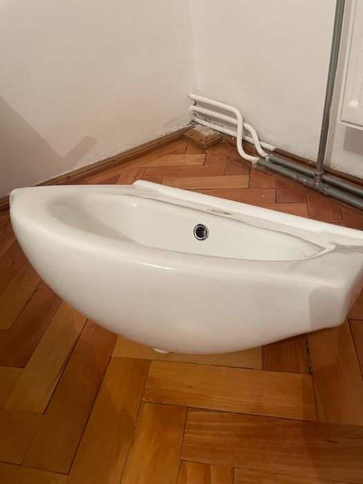 Chiuvetă baie stare bună