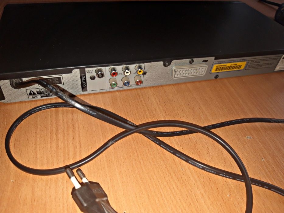 DvD LG DK-879 Двд