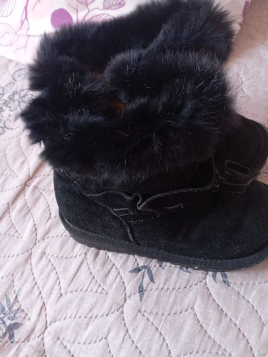 Угги.                          .