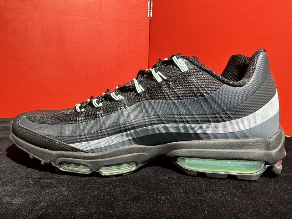 № 45 оригинални Nike Air Max 95 Ultra Shoemag