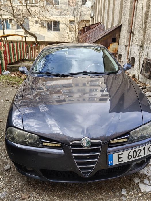 Алфа Ромео  156 t spark