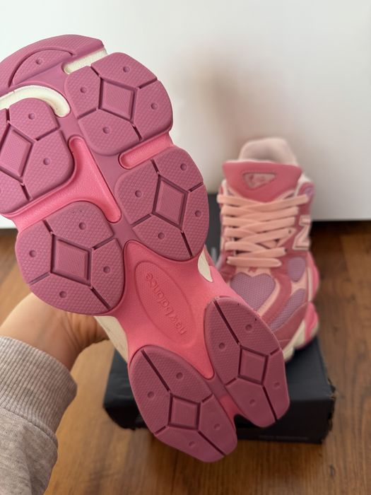 new balance 9060 roz marime 37