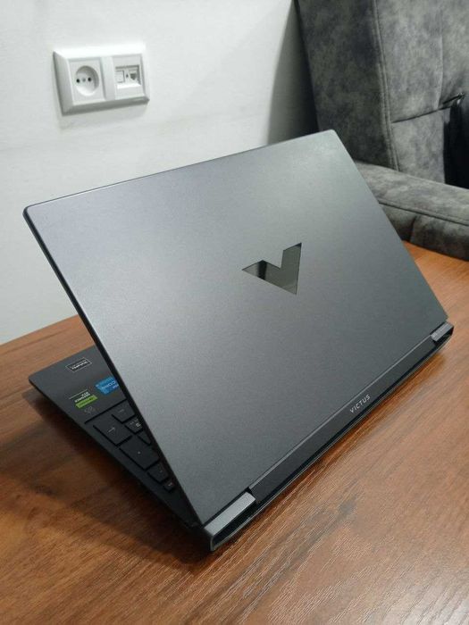 HP Victus Gaming i5-13420H 16/512, RTX 2050 4GB+Intel Graphics, 144Hz