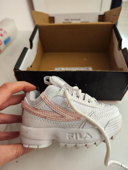 Бебешки /Детски маратонки Fila