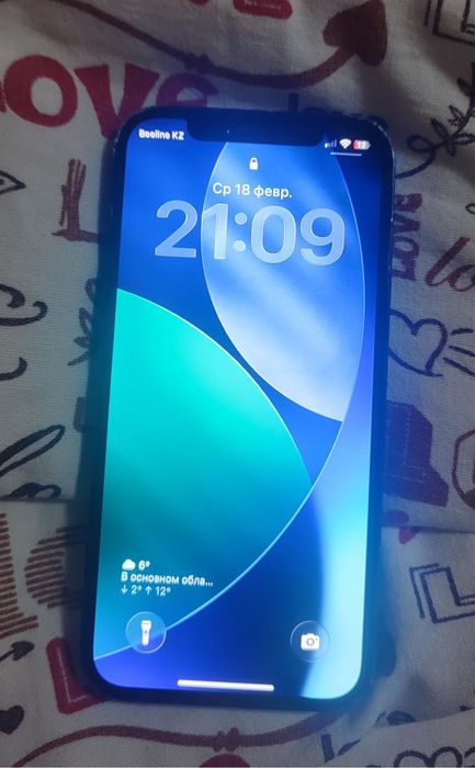 Продам айфон 12 срочно