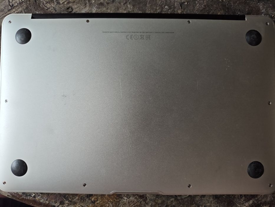 MacBook air 11,6, 8 GB RAM, 128 GB SSD