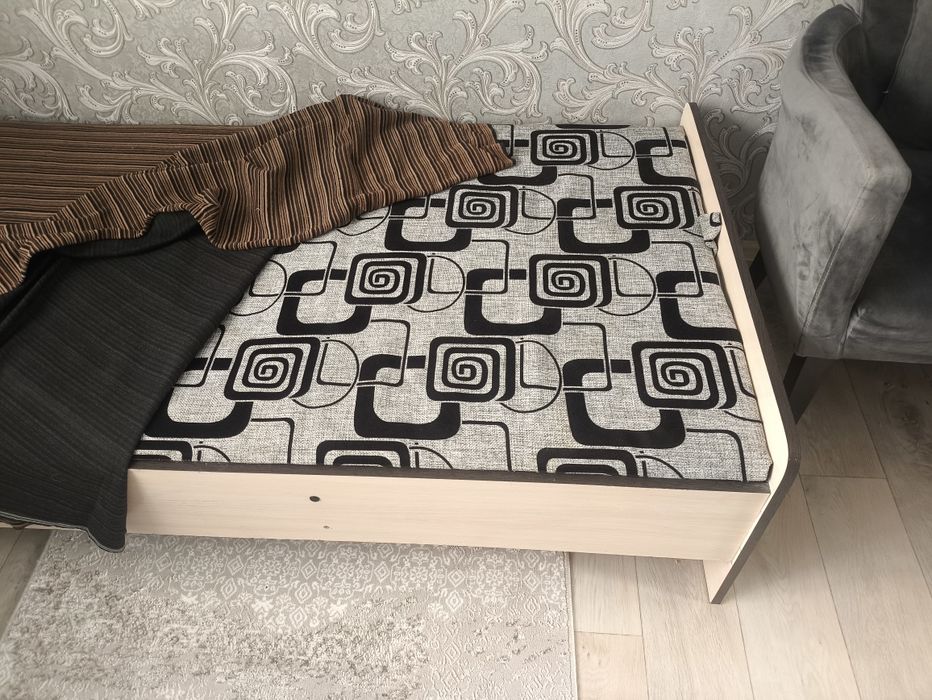 Кровать односпалка