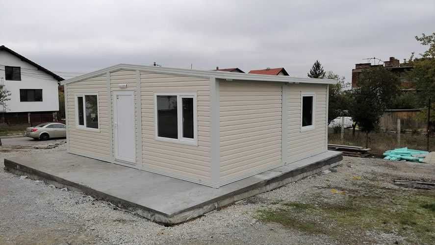 Casa Modulara, Garaje Auto si Containere stil birou din structura metalica si panou sandwich termoizolant