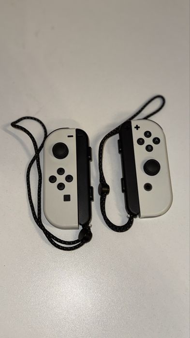 Nintendo Switch OLED 64GB  + подарък калъф+допълнителен контролер