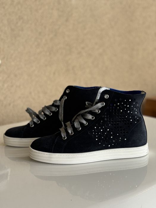 Hogan Rebel dama masura 37