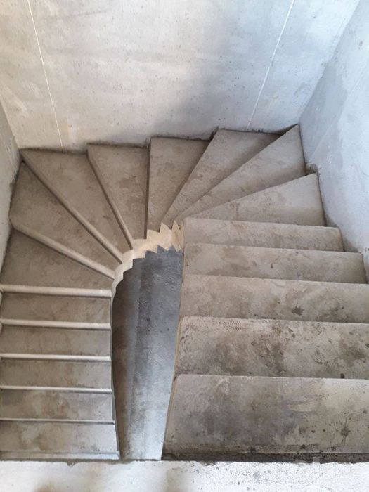 Barcha turdagi beton zinapoyalar quyamiz