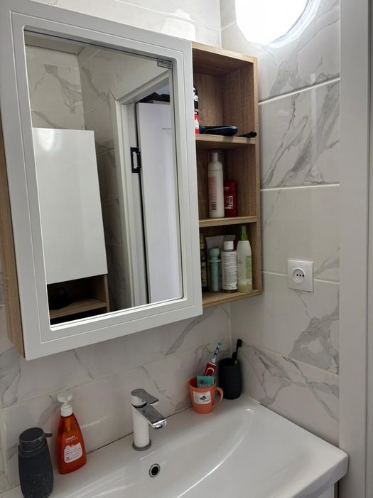 Продается 2-ух комнатная кв на 4 микрорайоне