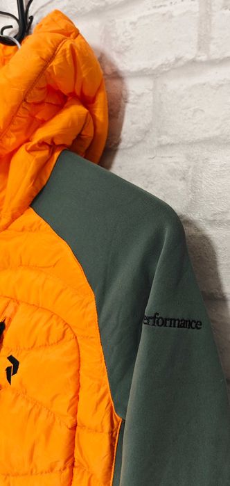 Peak Performance Hybrid Дамско яке с качулка и пух размер XS